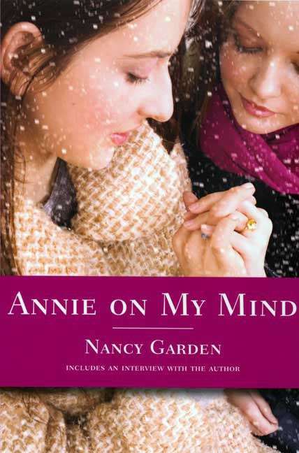 Book cover of Annie On My Mind (PDF)