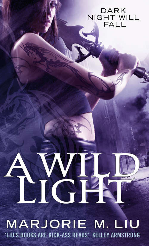 Book cover of A Wild Light: Hunter Kiss: Book 3 (Hunter Kiss #3)