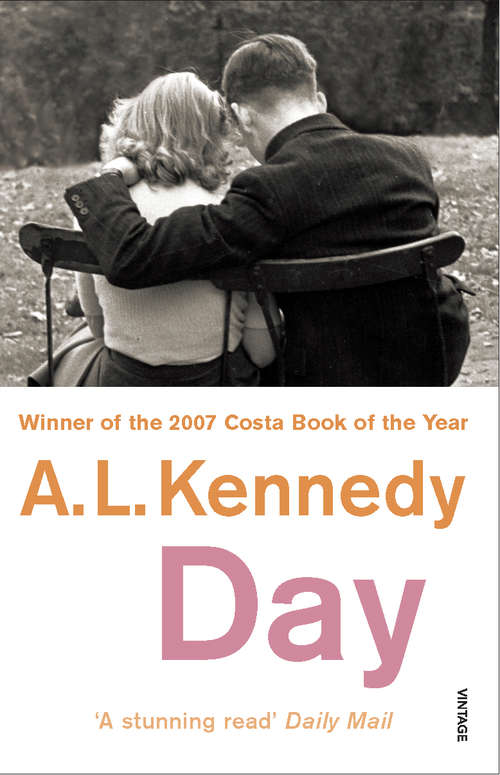 Book cover of Day: Winner of the Costa Book of the Year Award 2007 (Vintage Contemporaries Ser.)