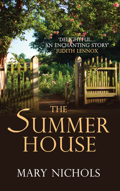 Book cover of The Summer House: The moving and heartwarming family story