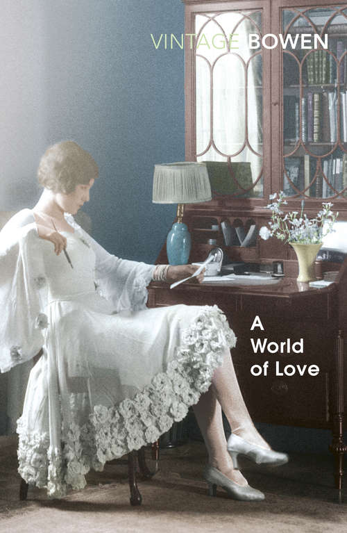 Book cover of A World Of Love (Modern Classics Ser.)