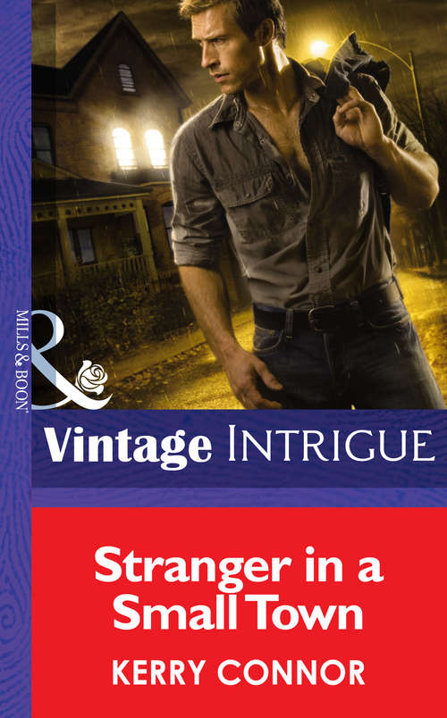 Book cover of Stranger in a Small Town (ePub First edition) (Shivers #6)