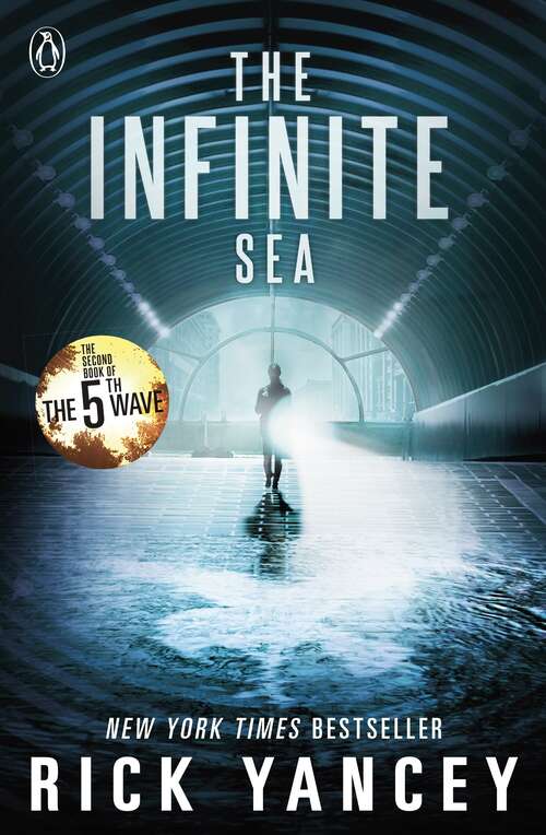 Book cover of The 5th Wave: The Infinite Sea (The 5th Wave #2)