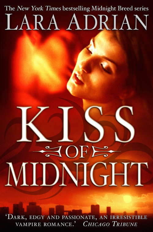 Book cover of Kiss of Midnight (Midnight Breed #1)